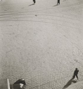 Bez názvu, kolem roku 1920 (želatinový stříbrný kontaktní tisk) od Laszlo Moholy Nagy