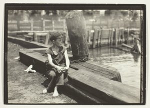 Přístaviště Down On The Wharf, New York od Lewis Wickes Hine