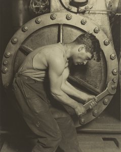 Mechanik a parní čerpadlo, 1921 od Lewis Wickes Hine