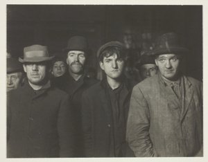Bez názvu od Lewis Wickes Hine