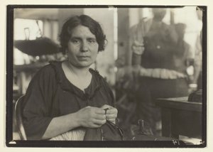 Oděvní dělnice od Lewis Wickes Hine