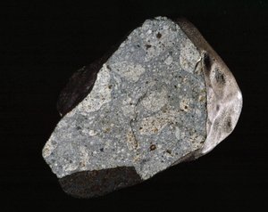 Meteorit nalezený v Dawn, padl v roce 369 - Museum d