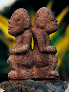 Tiki Gods, Markézské ostrovy, Francouzská Polynésie (zámořské území Francouzské republiky) od Unbekannt Unbekannt