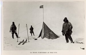 Stan opustil na jižním pólu Roald Amundsen (1872-1928) v roce 1911, 1912 od Lieutenant Henry Robertson Bowers