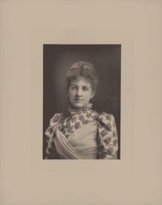 Portrét klavíristky a skladatelky Lizy Lehmannové 1862-1918. od London . Photo studio W. and