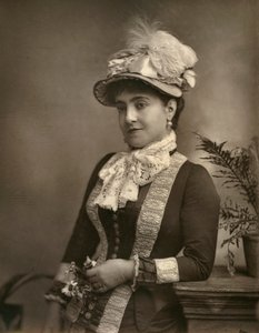 Adelina Patti, italská operní diva, 1882.
