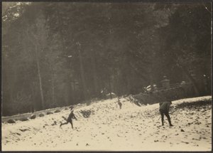 [Postavy ve sněhu] od Louis Fleckenstein