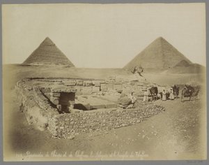 Piramides van Cheops en Chephren, de sphinx a de tempel van Chefren Cheopsovy pyramidy a Cheffren the Sphynx a Cheffrenův chrám (název na předmětu)