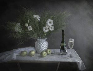 Květiny a šampaňské od Margareth Perfoncio