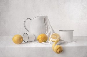 Zátiší s čerstvými citrony od Margareth Perfoncio