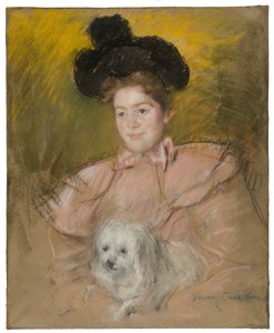Žena v malinovém kostýmu drží psa, c. 1901. od Mary Cassatt