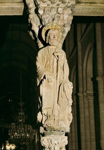 Sloupek s postavou svatého Jakuba, Pórtico de la Gloria, Cathedrale Santiago de Compostela