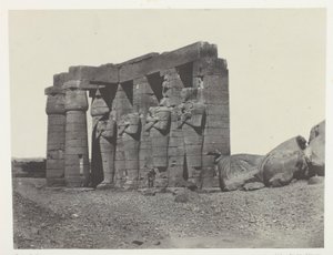 Gournah, perystyl z Osymandiovy hrobky (Ramesseum Occidental); Théby, deska 59 z alba "Egypte, Nubie, Palestine et Syrie" (1852)