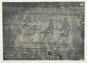 Velký chrám v Denderahu (Teutyres), sochy ze zadního průčelí; Horní Egypt, deska 19 z alba "Egypte, Nubie, Palestine et Syrie" (1852) od Maxime Du Camp
