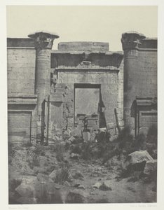 Medinet-Habou, Propylaea z Thutmosea; Thebes od Maxime Du Camp