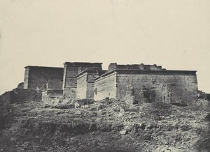 Lehký šátek na hlavu. Velký chrám Isis, A Philoe. Celkový pohled od severu, 1850. od Maxime Du Camp