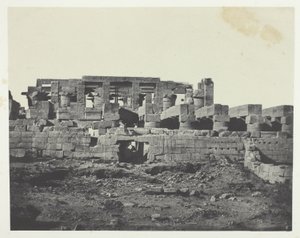 Palác Karnak, jižní vchod do Hypostyle Hall; Thebes od Maxime Du Camp