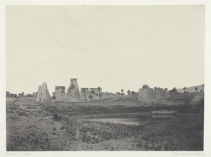 Palác Karnak, Jižní Propylaje, Théby, 184951, vytištěno 1852. od Maxime Du Camp