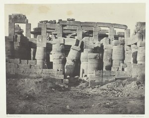 Palác Karnak, Hypostyle Hall Vzato na sever, Théby, 184951, vytištěno 1852. od Maxime Du Camp