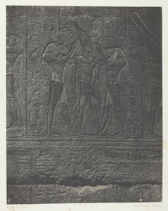Palác Karnak, vnější sochy žulové svatyně; Thebes od Maxime Du Camp