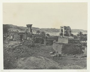 Vesnice a chrám na ostrově Béghé, západně od Philoe, Núbie, 184951, vytištěno 1852. od Maxime Du Camp