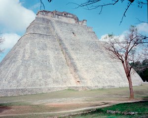 Závěsný od Mayan