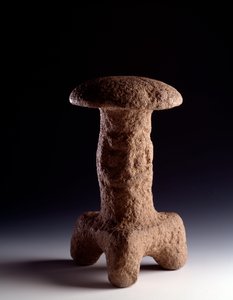 Předkolumbijské umění, mayská civilizace, klasické období: kamenná socha v podobě trojnožky. z Chimaltenango v Guatemale. Ztlumit. 31,3 x šířka 18 cm Guatemala, Museo Nazionale di Archeologia e Etnologia od Mayan Mayan