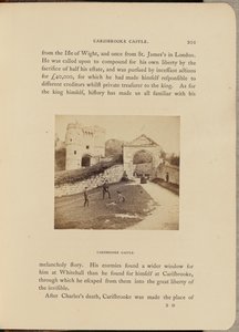 Hrad Carisbrooke; celkový pohled od McLean and Melhuish