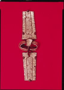Přezka na opasek, ze hřbitova v Escolives-Sainte-Camille, Yonne (stříbrná) od Merovingian