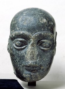 Hlava muže, známého jako Gudea s vyholenou hlavou, z Telloh (starověké Girsu) Neo-Sumerian, asi 2120 př.nl (diorit) od Mesopotamian