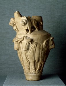 Mezopotámské umění: rituální vápencová váza s býky a lvy. Slunce. h. 30,2 cm Z místa Uruk (nebo Uruk), Irák. Bagdád, Archeologické muzeum od Mesopotamian Mesopotamian