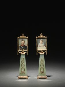 Zarámované miniatury: Portrét cara Mikuláše II. a Portrét velkovévodkyně Olgy, firma Peter Carl Fabergé