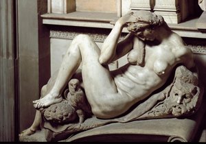 Alegorie noci. Mauzoleum Giuliano de Medici. Mramorová socha od Michelangelo Buonarroti
