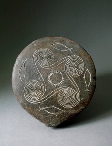 Minojské umění: kruhový disk Naxos v terakotě. Minojská civilizace. 2400-2000 před naším letopočtem. Athény, Národní archeologické muzeum od Minoan