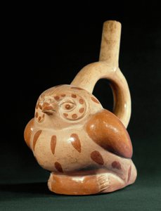 Předkolumbovské umění, kultura Mochica (Ugly): terakotová váza ve tvaru sovy. 100 př. n. l. – 800 n. l. Lima, Národní muzeum antropologie a archeologie, Peru