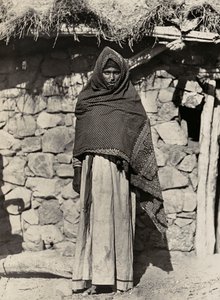 „Budování říše“ ve fašistickém věku: žena Assaortian, 09.05.1936 (černobílá fotografie) od Modestino Baldinetti