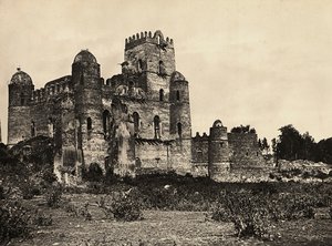 „Budování říše“ ve fašistickém věku: Hrad krále Fasiladas v Gondar, Etiopie, 09.05.1936 (černobílá fotografie) od Modestino Baldinetti
