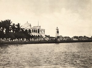 „Budování říše“ ve fašistickém věku: radnice v Massaua, 09.05.1936 (černobílá fotografie) od Modestino Baldinetti