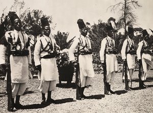 „Budování říše“ ve fašistickém věku: věřící, 09.05.1936 (čb foto) od Modestino Baldinetti