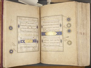 Fol 311 verso 312 recto, Timurid Quran, 1441 (inkoust a zlato na papíře)