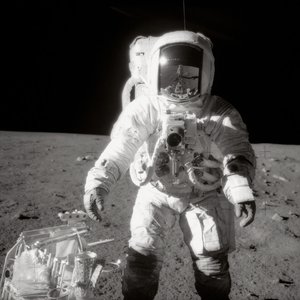 Apollo 12 - NASA, 1969. od NASA Images