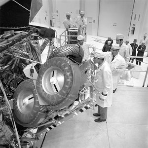Apollo 16 - NASA, 1971. od NASA Images
