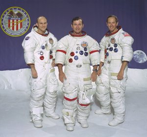 Apollo 16 - NASA, 1972. od NASA Images