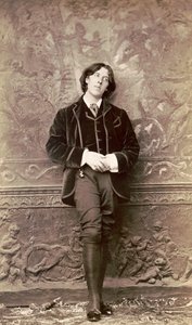 Oscar Wilde, počátek 80. let 19. století (foto)