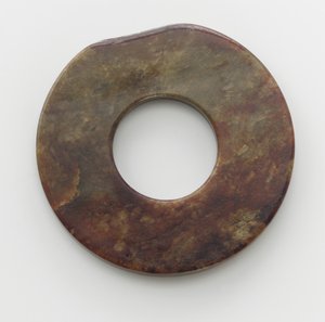 disk (než) Q i domácí kultura, od 0,2500-2000 př.nl (Jade)
