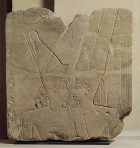 Bůh Amon objímající Ramesse II., Karnak, cca 1401-1213 př. n. l. (pískovec)