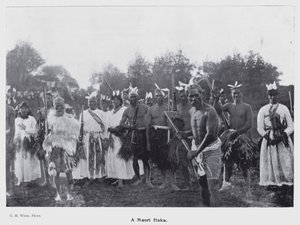 New Plymouth, Nový Zéland: Maori Haka (černobílá fotografie)