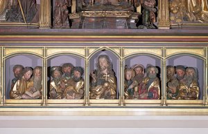 Dřevořezby Krista a dvanácti apoštolů z predely retáblu Isenheimského oltáře, kolem roku 1490 (malované dřevo)