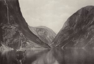 Naeroyfjord z hotelu Vikingvang (černobílá fotografie) od Norwegian Photographer