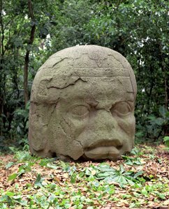 Kolosální hlava 26, předklasické období od Olmec